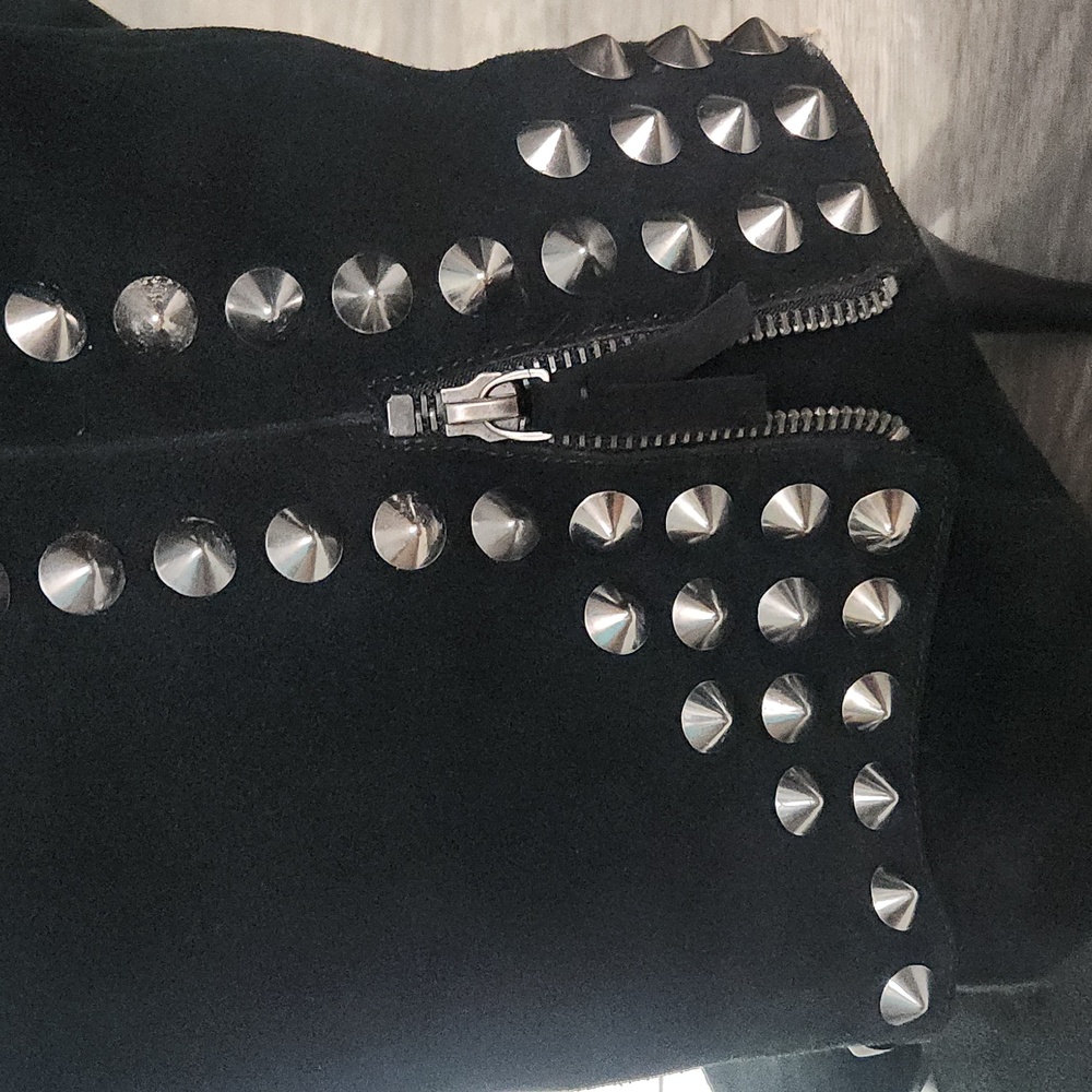 ✨️✨️Nine West Black Heeled Boots with Silver Studs - Picture 4 of 10